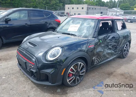 2023 Mini Hardtop John Cooper Works z USA, uszkodzony, nr VIN WMW73DH08P2T28604